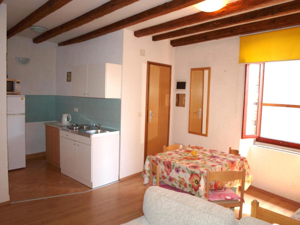 Apartment 52 Rovinj Exteriör bild